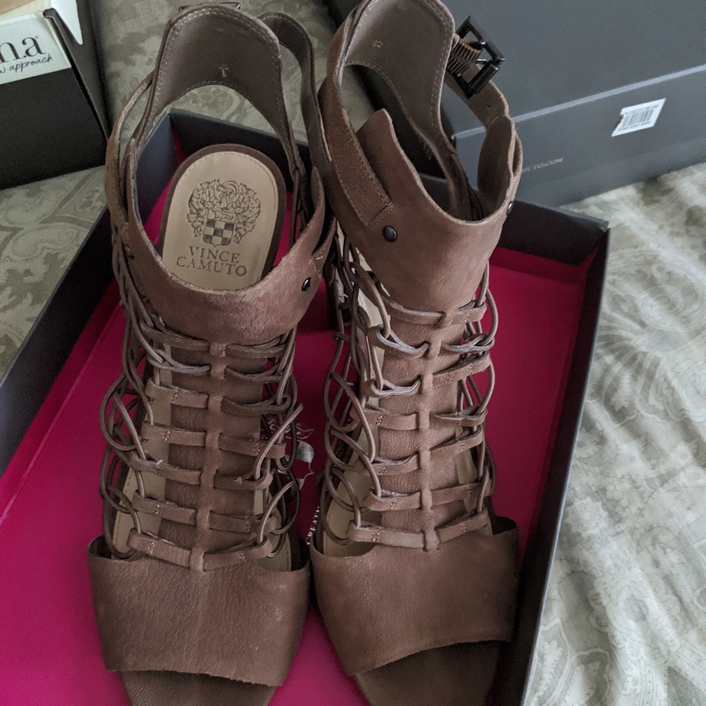 Beautiful Shoe, you'll love these!!